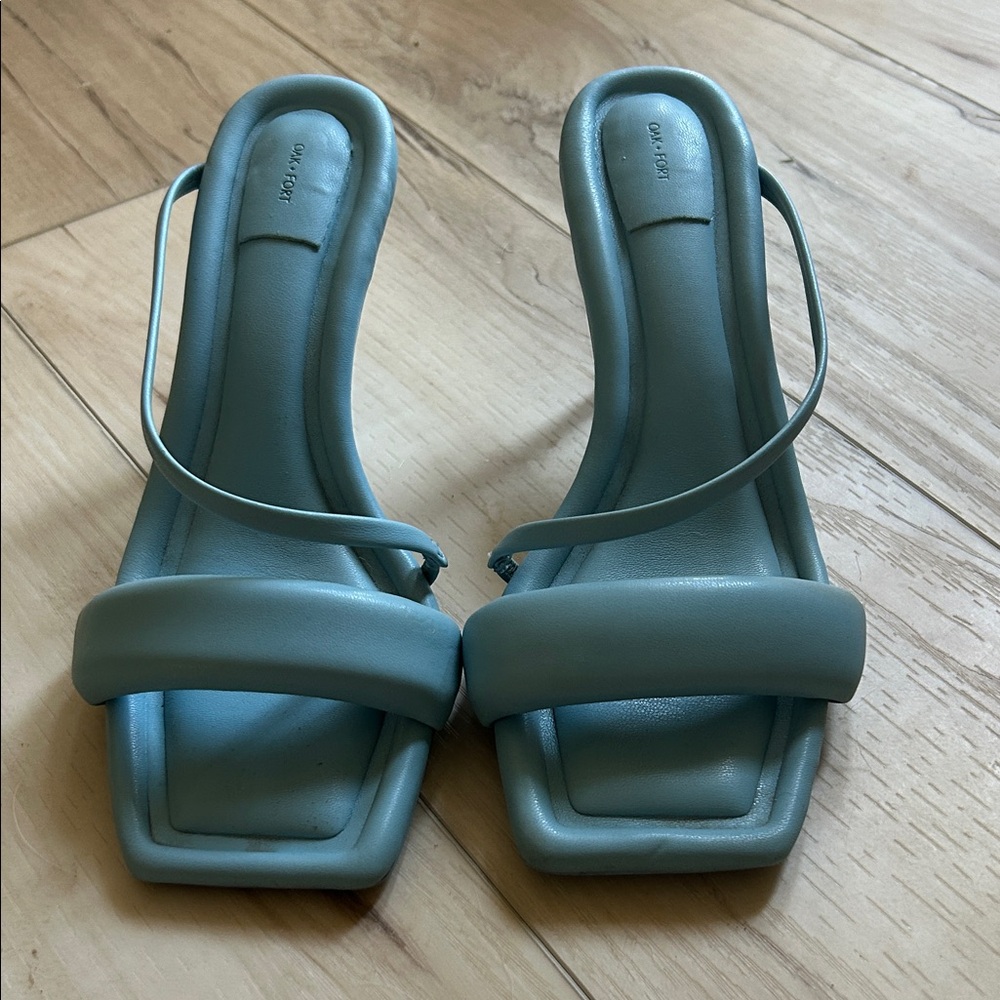 Oak & Fort Blue Women's heels